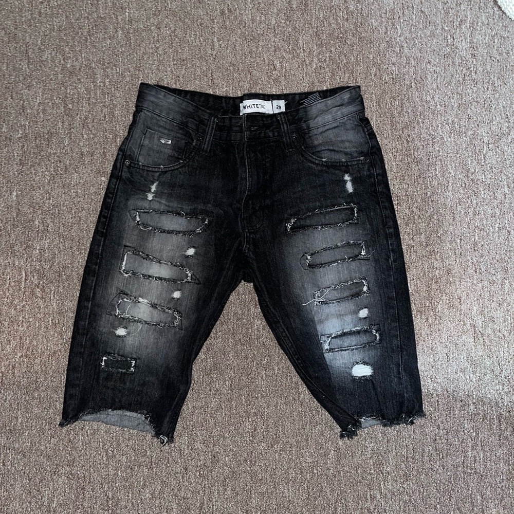 White Tag Black Ripped Jean Shorts US 29